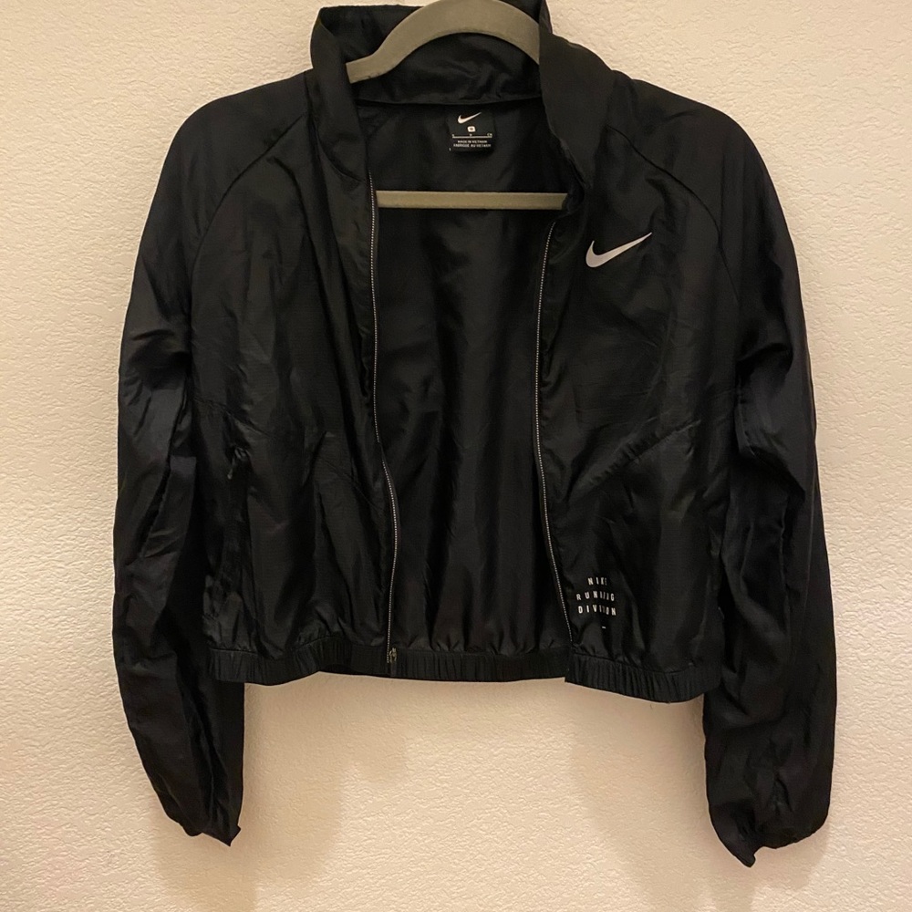 W Nike Run Jacket - image 3